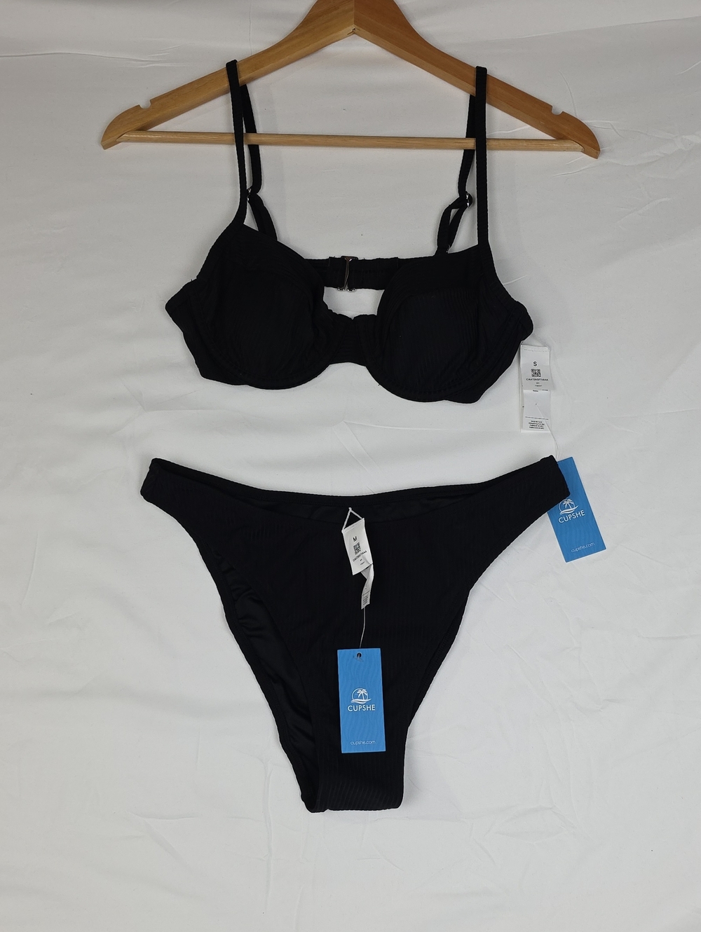 CUPSHE Black Ribbed Underwire Bikini Set Top Small Bot Medium